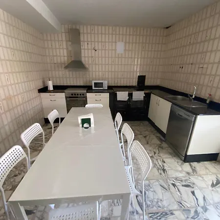 Amplia Casa Familiar * Portas